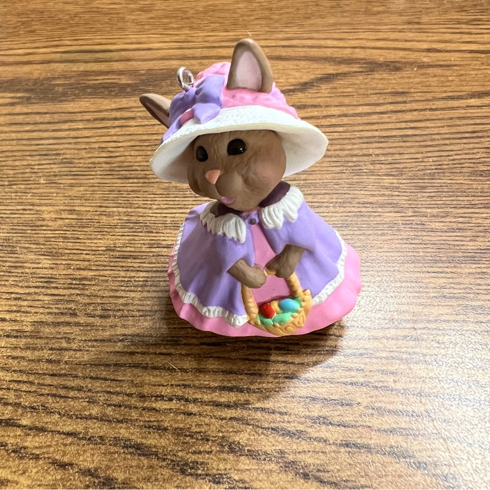 Hallmark Springtime Bonnets 1997 Spring Collection Handcrafted & Dated 1997 - Picture 5 of 9